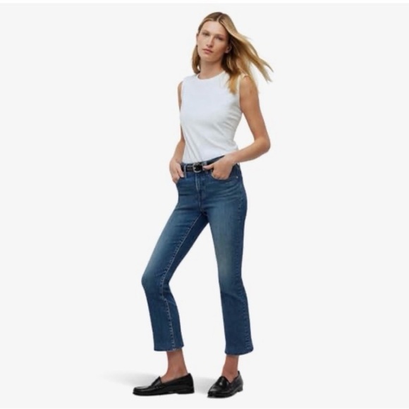 Madewell Denim - NWT Madewell Mid-Rise Kick Out Jeans in Dark Blue - Size 27P